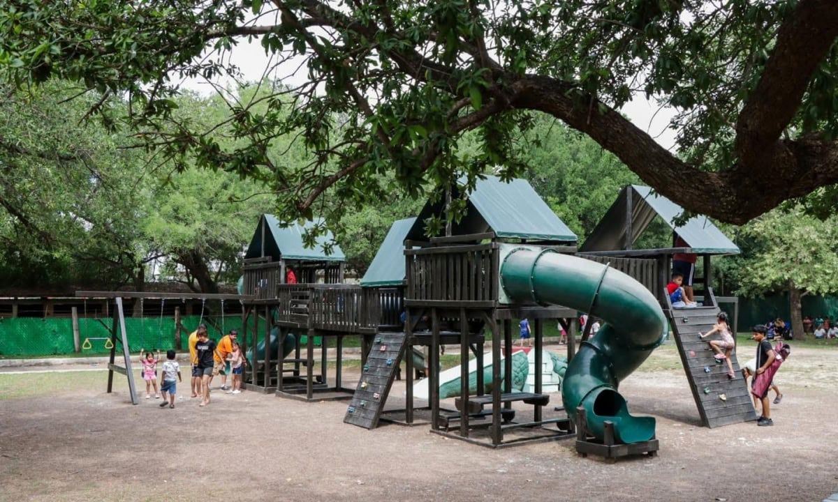 Parque Tamatan se renueva nueva fuente interactiva y zona para mascotas